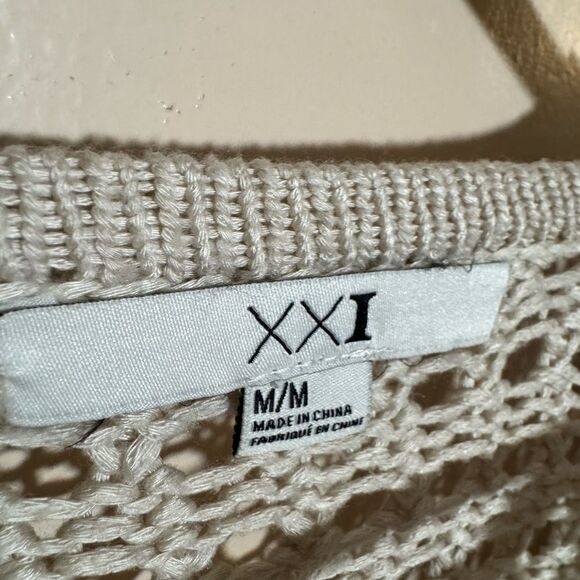 Cream Forever 21 Knit Sweater Size M EUC - Picture 5 of 5